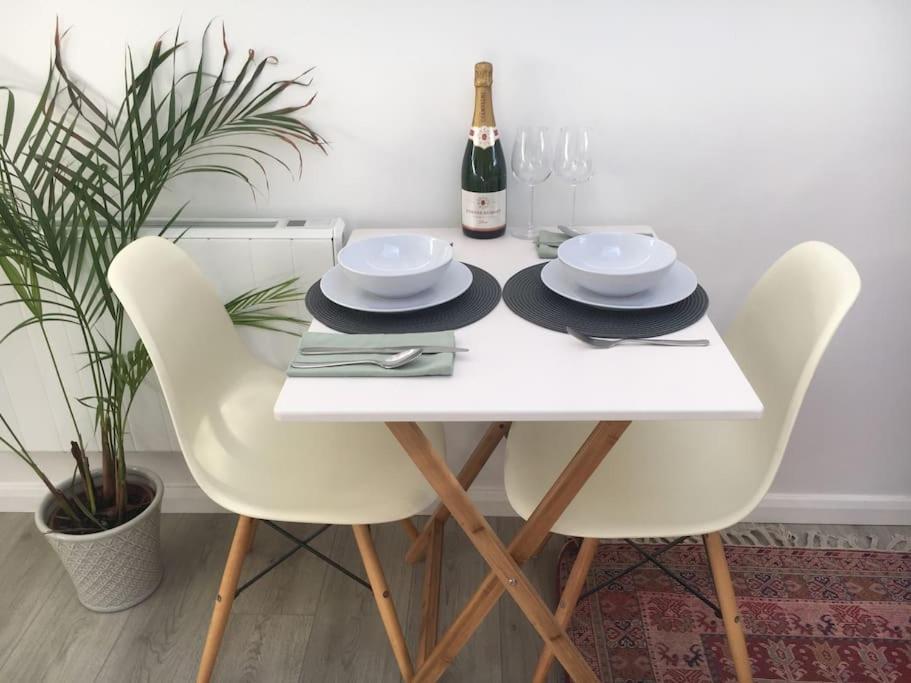 Brighton Boutique Garden Studio With Free Parking מראה חיצוני תמונה